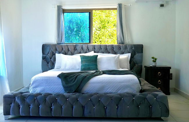 Villa Pravda Guerra 4BR 6BDS 12PAX - Foto 3