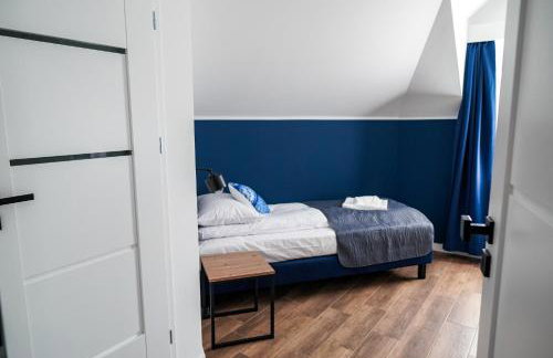 La Familia TYBURA - Foto 75