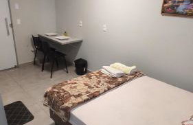 Kitnet independente confortável e muito bem localizada - Foto 5