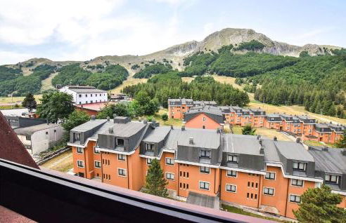 2 Bedroom Cozy Apartment In San Massimo - Foto 5