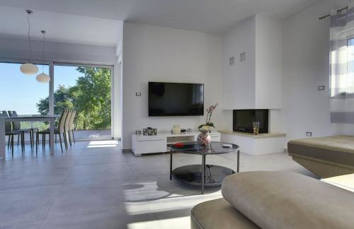 Villa in Peroj With Pool Near Barbariga Beach - Photo 8