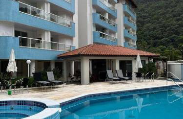 Apartamento 23A para 6 pessoas com Piscina e Churrasqueira no Cond Torremolinos Beach a 80m para Pé na areia na Praia da Enseada Ubatuba - Foto 5