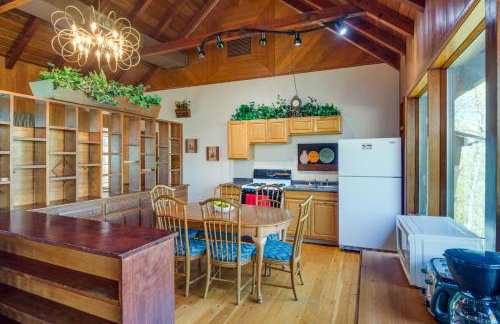 'Ledge Lodge' Burkesville Getaway: Pool & Views! - Foto 35