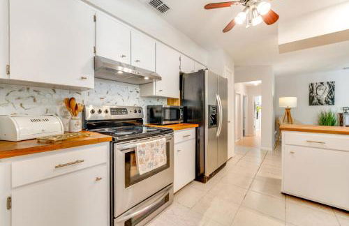 Private Outdoor Oasis with Pool Home in Longwood! - Foto 9