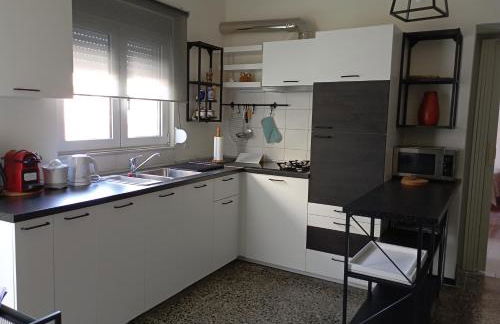 MARY'S APARTMENT in Paradissi - Foto 8