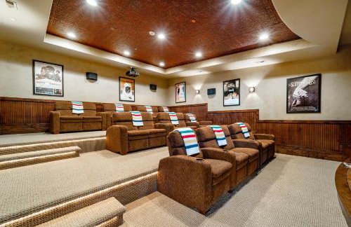 8 Bedroom Deer Valley Masterpiece with endless views. Theater hot tub game room ski-inout - Photo 4