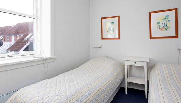 4 Person Holiday Home on a Holiday Park in Borre - Photo 2