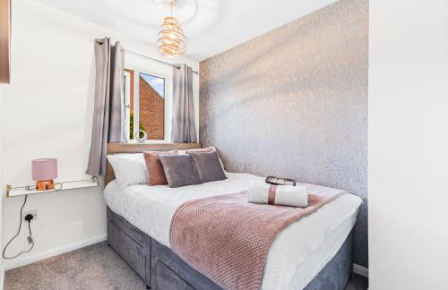 Spacious 3-Bedroom House with Parking Family Friendly - Foto 11