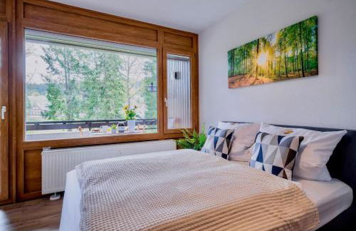 RelaxApartments BLACK FOREST EMOTION mit Sonnenbalkon mit Blick auf den Kurpark, schnelles Internet, Nähe Triberger Wasserfälle, für bis zu 2 Personen - Foto 2