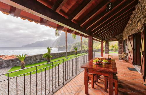 Seixal Sunny Villa A & B by Amazing Madeira - Foto 1