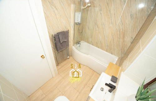 Queen Street Stay - SJA Stays - Modern 2 Bed Apartment - Foto 17