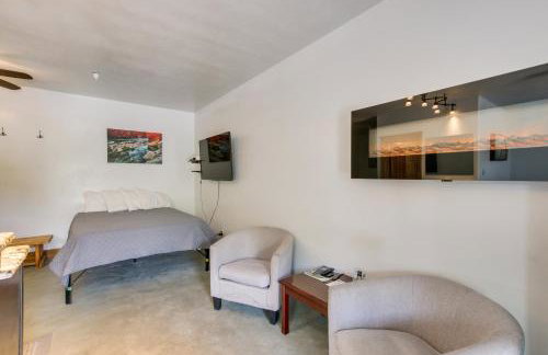 Central Lava Hot Springs Studio with Deck and Views! - Foto 11