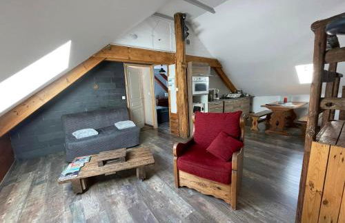 Grange rénovée où l’on s’y sent bien ! - Photo 1