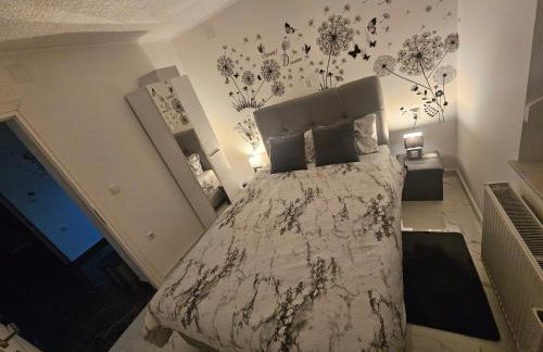 ENA 1&2 apartments-free parking 2200 m2-truck,trailer,boats friendly-EASY D1 access - Foto 4