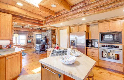 Near Trails, Lakes and Slopes Cabin in Walpole! - Foto 11