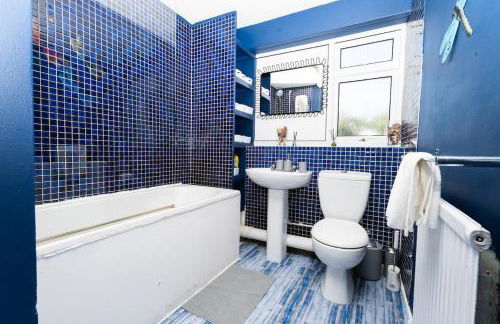 Homely Hornchurch - 5 Bed House - Foto 23