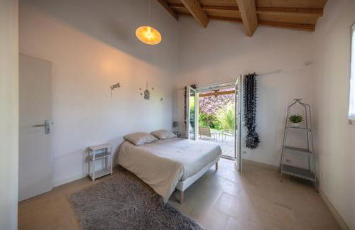 Gîte familial à Jezainville - Nature, terrasses & jardin clos, Vue vallée, forêt - Foto 3