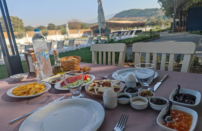 Welllife Hotels & Restaurant - Photo 11