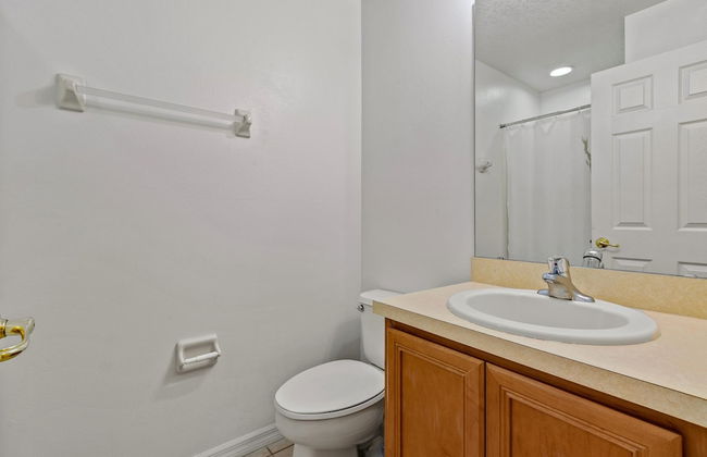 Family Ready in Gated Community Near Attractions - Foto 20