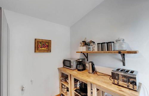 Seven Space - Willow Barn, Hot Tub & Scenic Rural Retreat - Photo 28