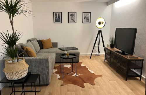 MODERNES HAUS FÜR 7 GÄSTE 90m2 TV NETFLIX WLAN - Foto 1