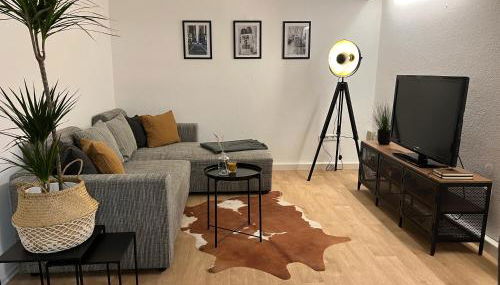 MODERNES HAUS FÜR 7 GÄSTE 90m2 TV NETFLIX WLAN - Foto 1