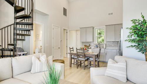 Walk to Boat Ramp Lake Greenwood Getaway! - Foto 5