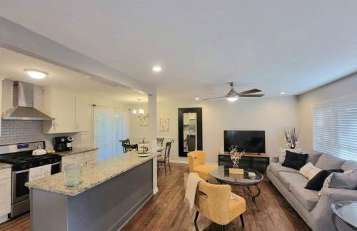 Refreshed!! Private 4BRMs 2 Bath - 2 King Beds!! - Foto 18