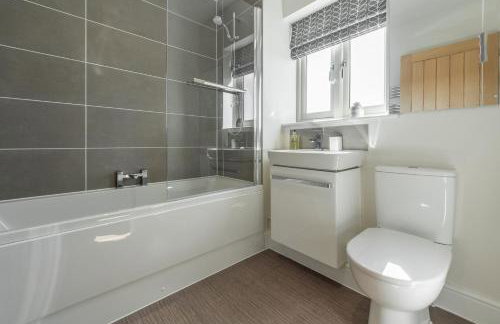 Samphire House - Photo 27