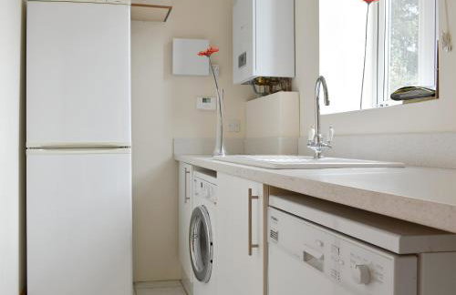 Coach House - Photo 11