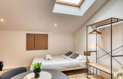 Le Factory - Studio contemporain - Proche métro B - Foto 1