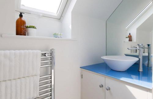 Secluded Barn Style Home With hot tub - Sleeps 12 - Foto 56