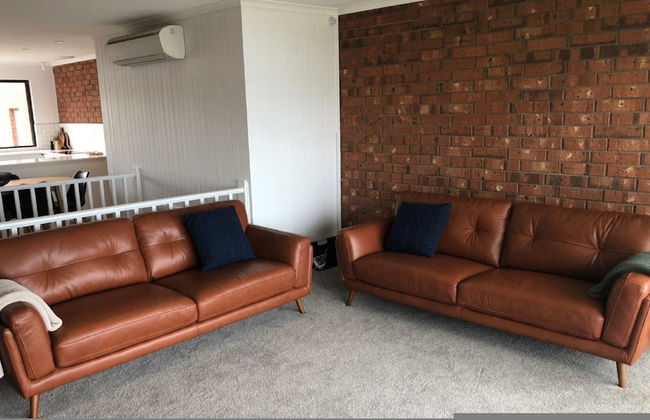 Southern Sands Beachfront Apartment - Photo 3