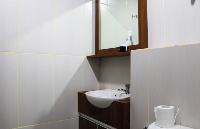 Restful 1Br Without Living Room Grand Kamala Lagoon Apartment - Photo 13