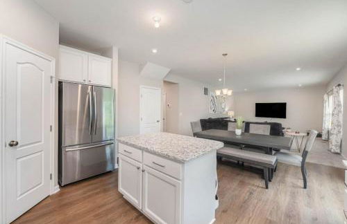 1344 soaring way NEW Cheerful 5 bedroom home in quiet suburban area - Foto 15