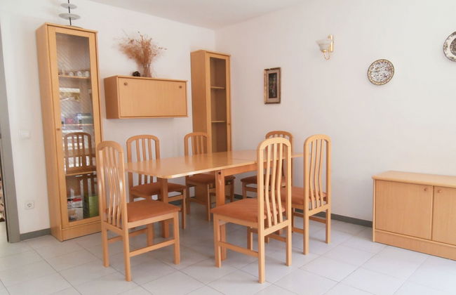 Apartment Open Pals - Photo 12