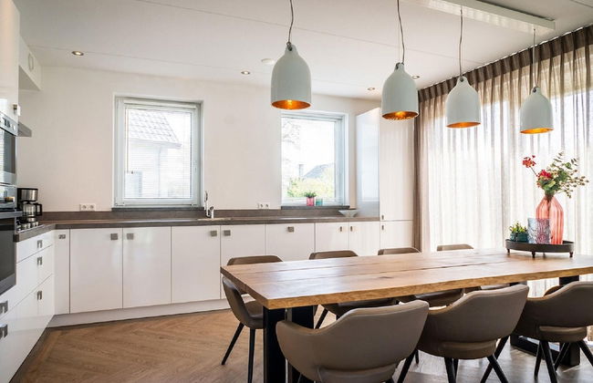 Nice Bungalow With Dishwasher in a Holiday Park 1.2 km. From the sea on Texel - Foto 11