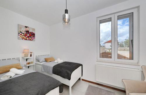 Villa Demare with Heated Pool, Free EVC Station - Foto 72