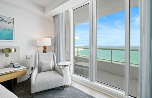 Oceanfront Ritz-Carlton 1 Bedroom Luxury Residence - Foto 21