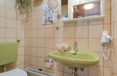 Marx - City Apartment in zentraler Lage - Ideal für 2 Personen mit Waschmaschine und gratis WLAN - Foto 6