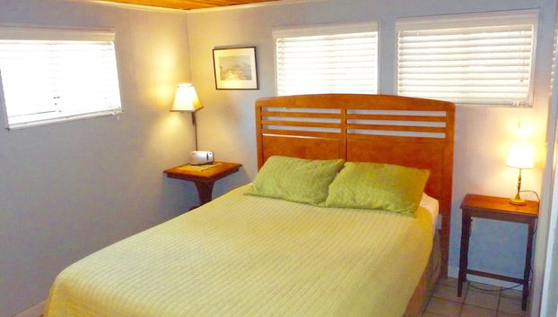 Crescent Palms - Foto 3, Habitación