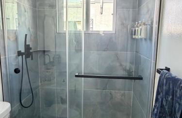 Stay in the Heart of Hillcrest! - Foto 7