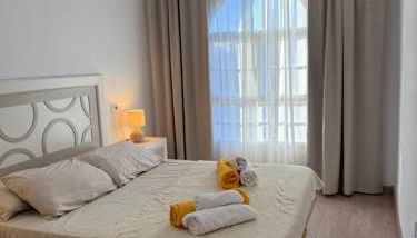 Seaside Paradise - 2 Bedroom apartment with Ocean Views & Air Conditioning in Playa San Juan - Foto 4, towels