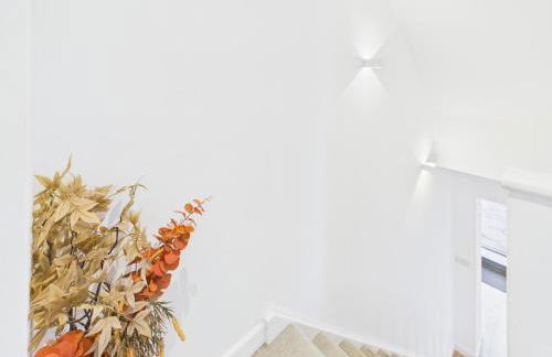 Corner House- hot tub and outdoor fireplace - Foto 11