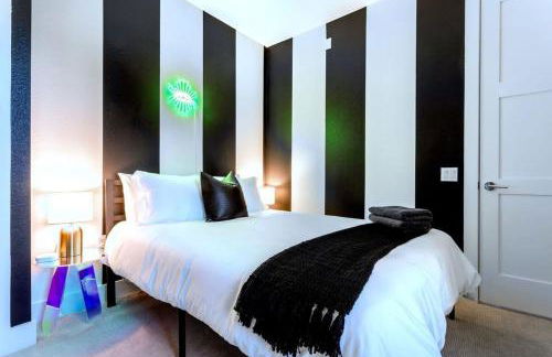 Queens Gambit - 7 Minutes from Downtown - Sleeps 16 - Foto 23