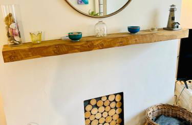 Fantastic Value Beautiful Cottage Close to the Sea Great Interior and Space - Photo 33