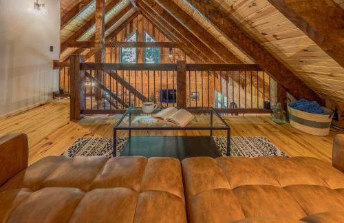 Foxhole Cabin, New custom log cabin in Shenandoah Valley - Photo 8