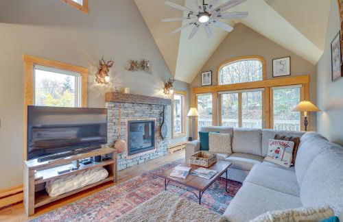 Ski-InandSki-Out with Sauna in Jay Ski Peak Resort! - Foto 1