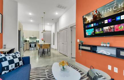 1B1B LUX 1st Flr Apt-2min to TCU+King Bed+Pool+Gym - Foto 12