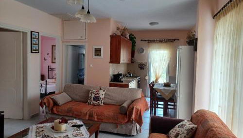 Gerakini 2BR Apt with Shared Pool - Foto 3